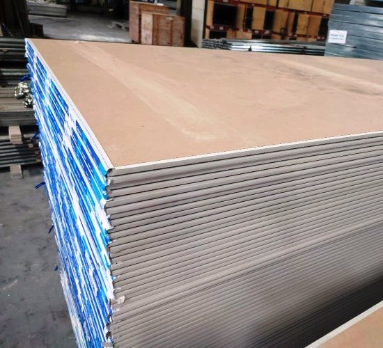 Silver hand Gypsum trading